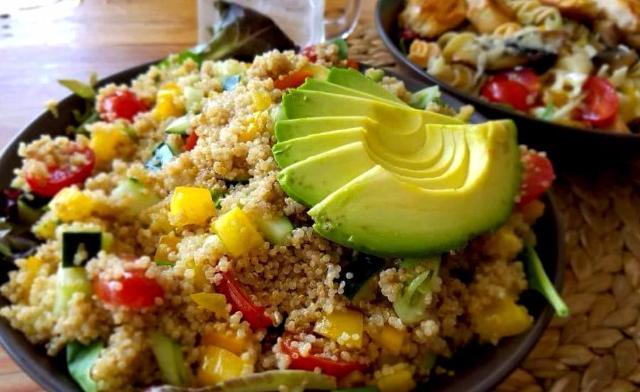 Jelp-App-Tijuana-A-Domicilio-Restaurante-Mercado-LichaEnsalada de Quinoa