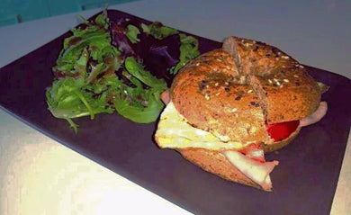 Jelp-App-Tijuana-A-Domicilio-Restaurante-Mercado-LichaBagel de Huevo