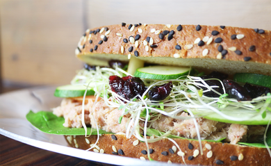 Sandwich de atún