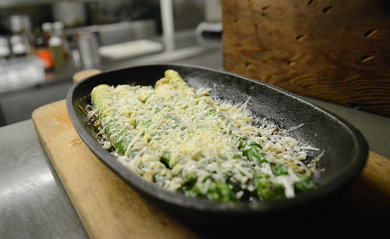 Espárragos con Parmesano